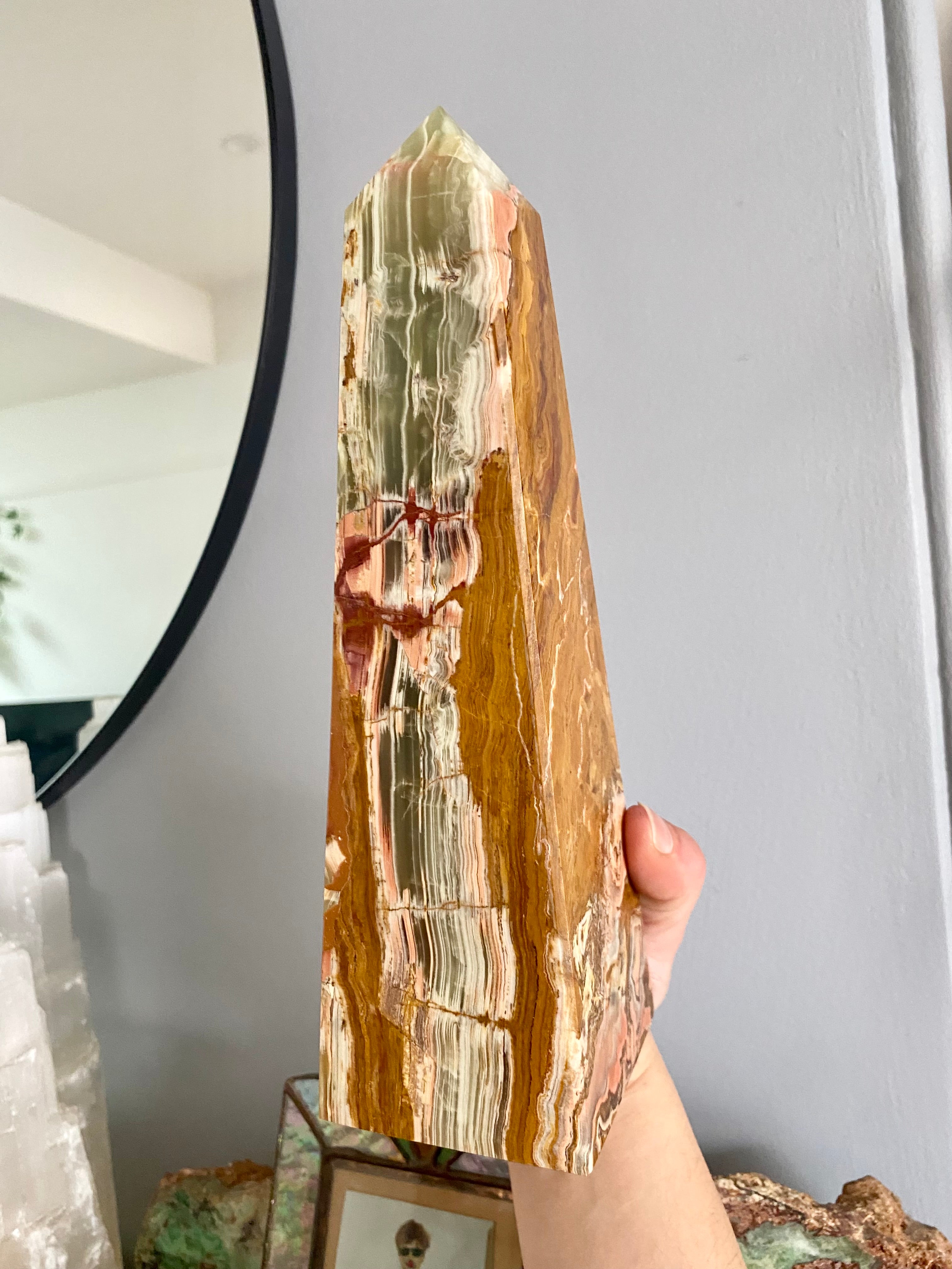 XL Onyx Obelisk