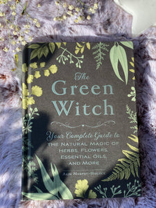 The Green Witch ☆